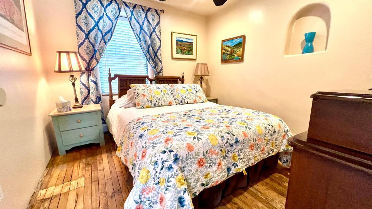 Casas De Guadalupe - Sante Fe Vacation Rentals 샌타페이 외부 사진