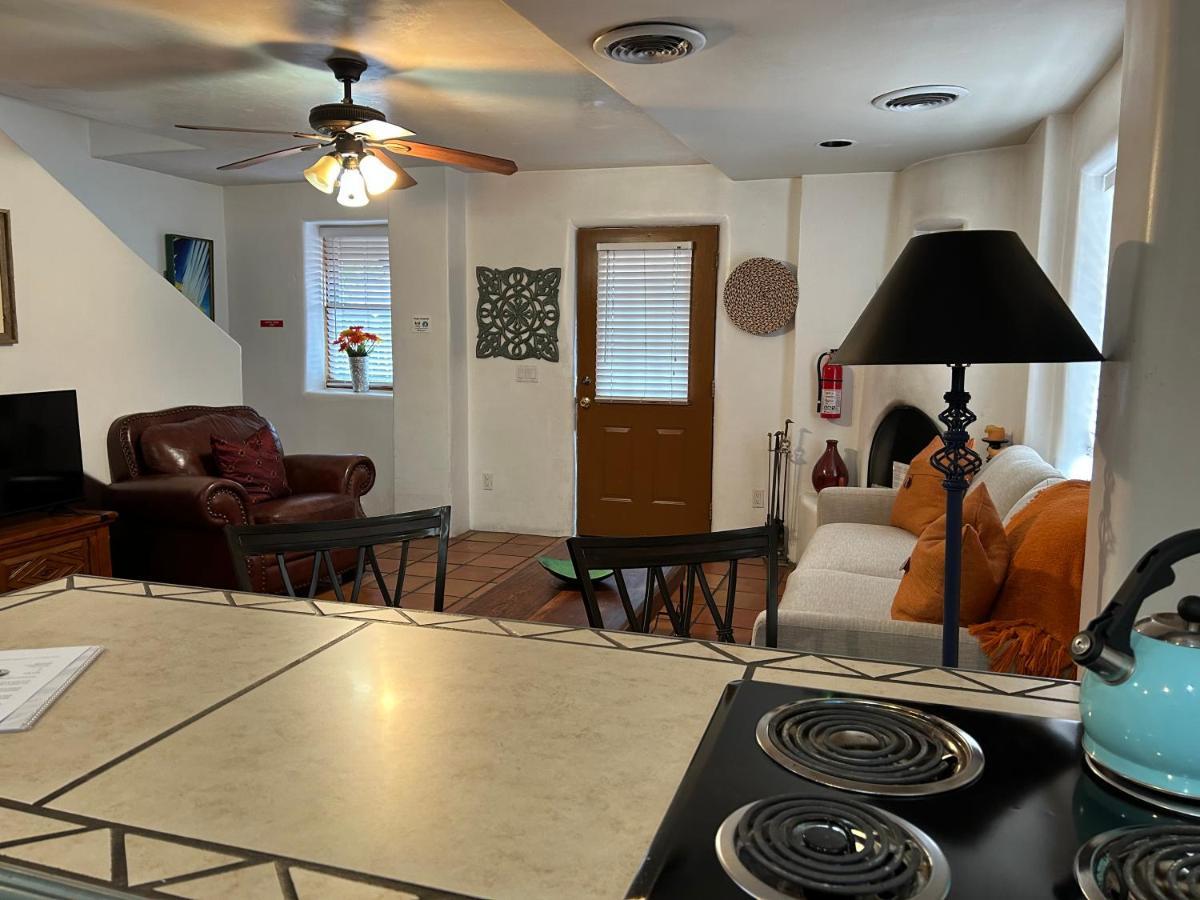 Casas De Guadalupe - Sante Fe Vacation Rentals 샌타페이 외부 사진